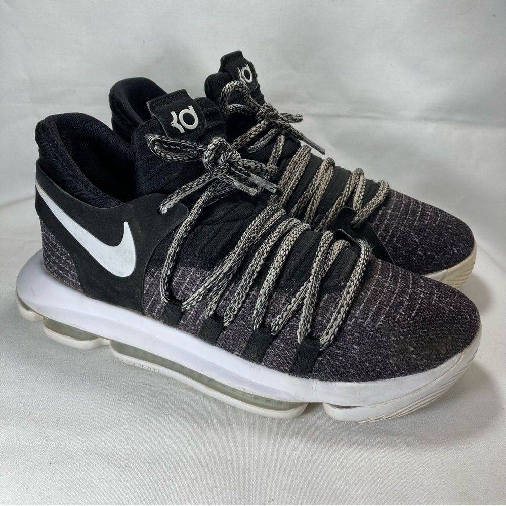 Nike KD 10 'Oreo' Kevin Durant Youth Basketball Sneakers 918365-001 Size 6Y